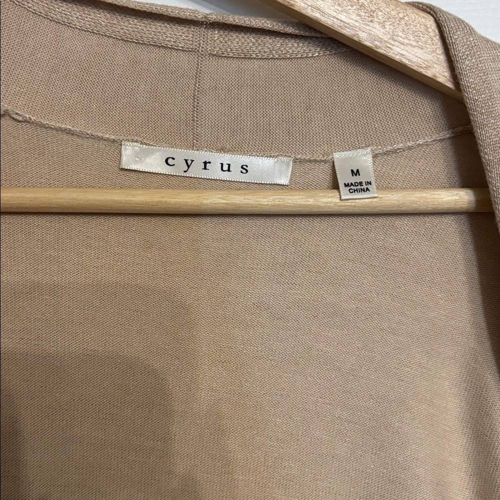 Duster - Picture 2 of 4